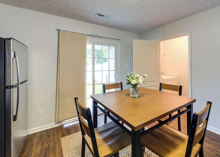 Havelock Home: Private Yard, 2 Mi To Cherry Point!