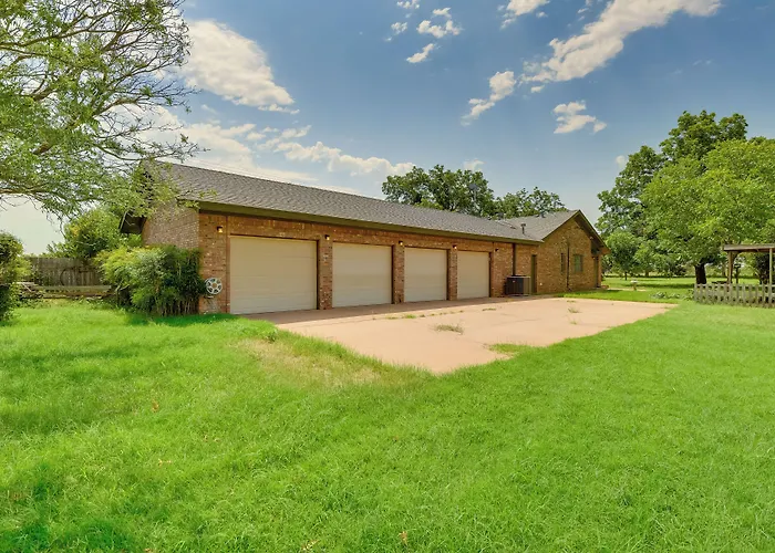Serene Buffalo Gap Oasis On 4 Secluded Acres!