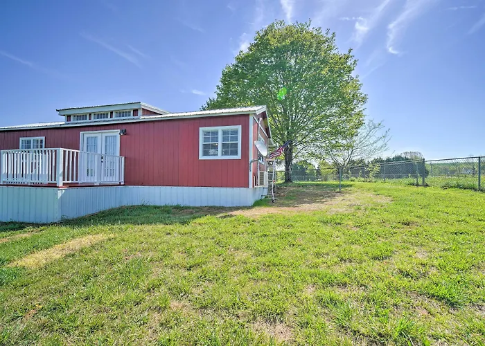 Landscape Views: Sweetwater Country Cottage!