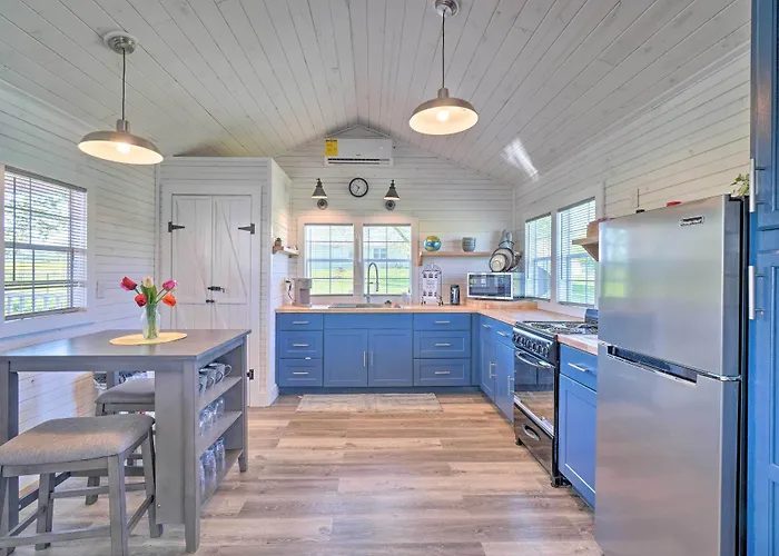 Landscape Views: Sweetwater Country Cottage!