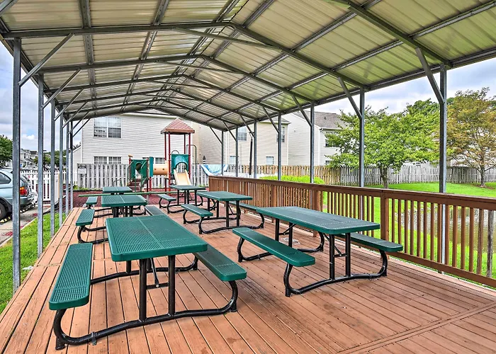 Buckroe Beach Retreat • 5 Min To The Sand
