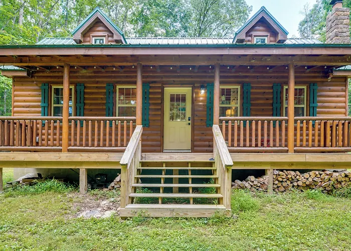 Marlinton Cabin Rental W/ Greenbrier River Access!