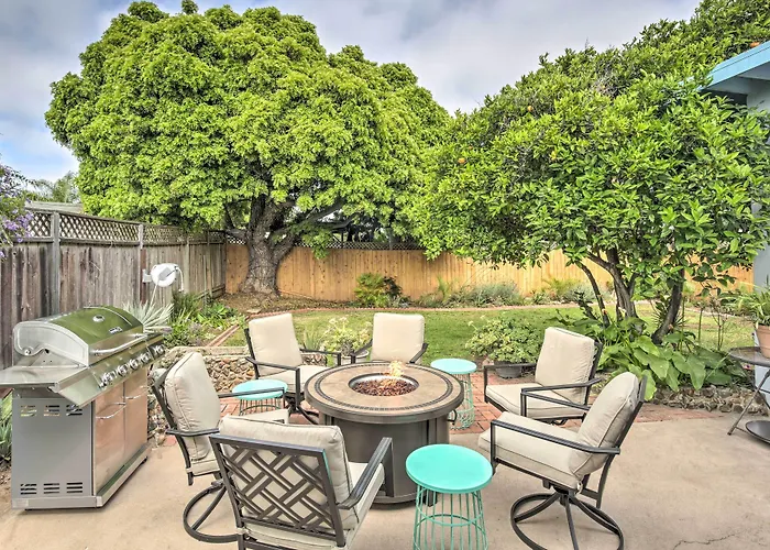 Coastal Carlsbad Home: 1 Mi To Beach & Downtown