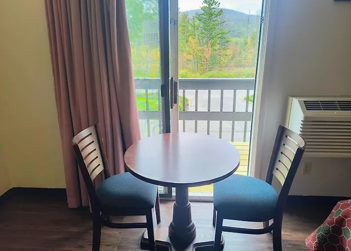 Econo Lodge Lee - Great Barrington