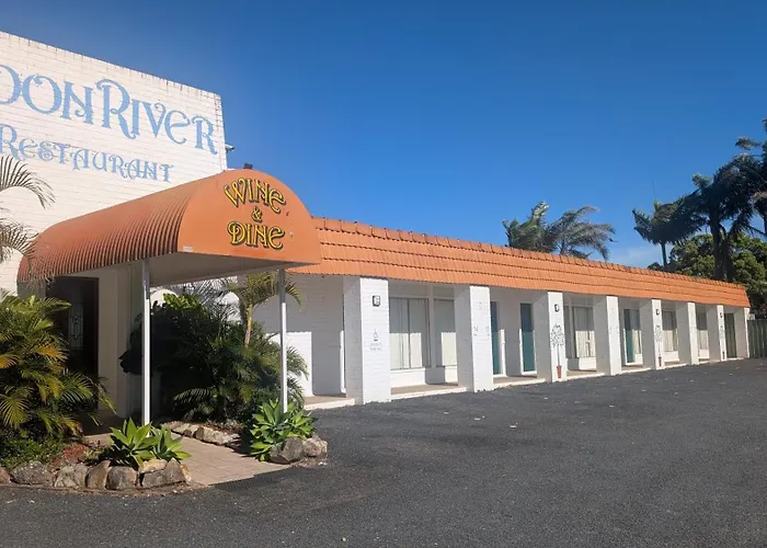 Moon River Motor Inn