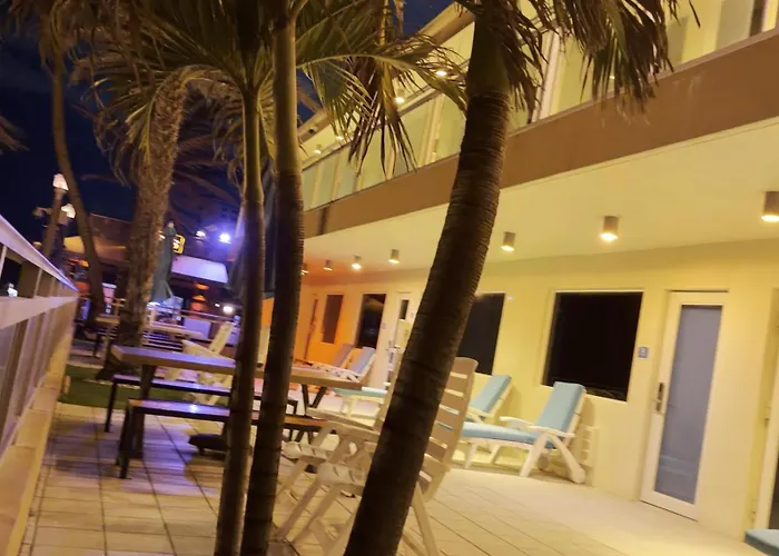 Diane Oceanfront Suites
