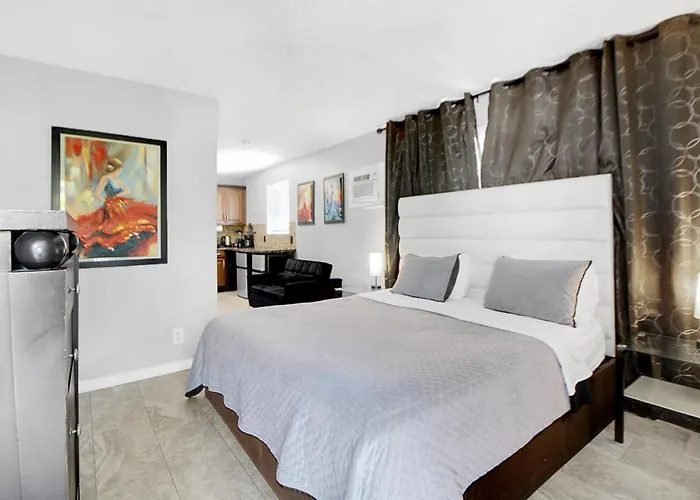 Sheridan Suites Apartments