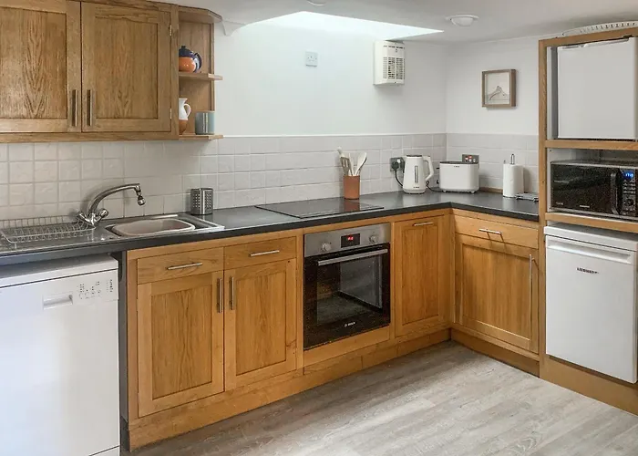 Lee Cottage - E4343A
