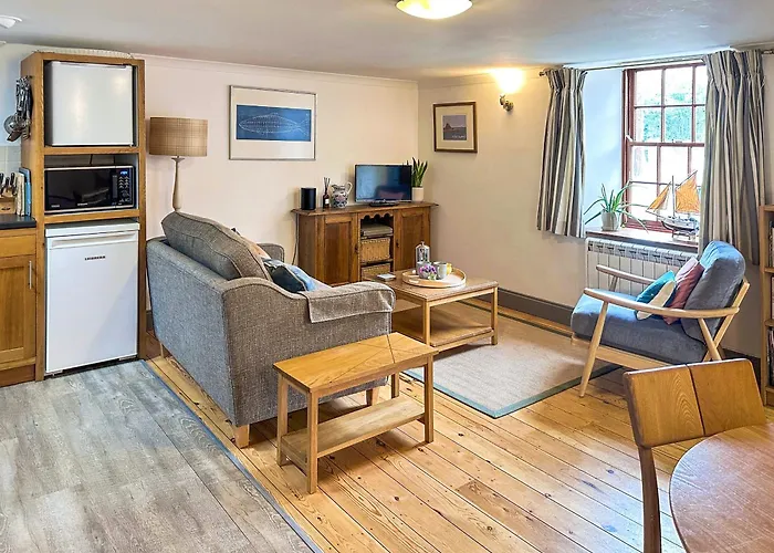 Lee Cottage - E4343A