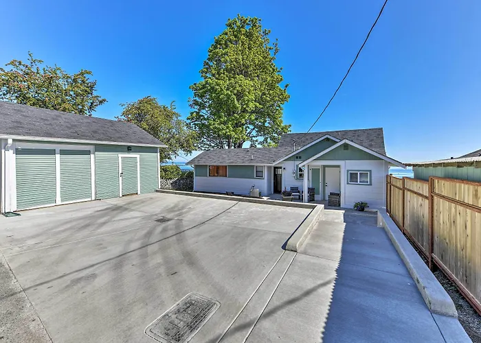 Waterfront Home ~ 6 Mi To Olympic National Park!