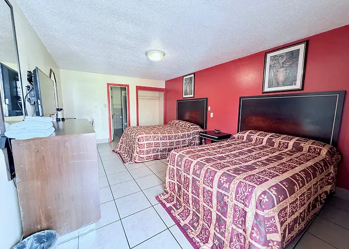 Royal Palms Motel & Rv Park