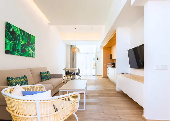 Resort Cordial Santa Agueda & Perchel Beach Club