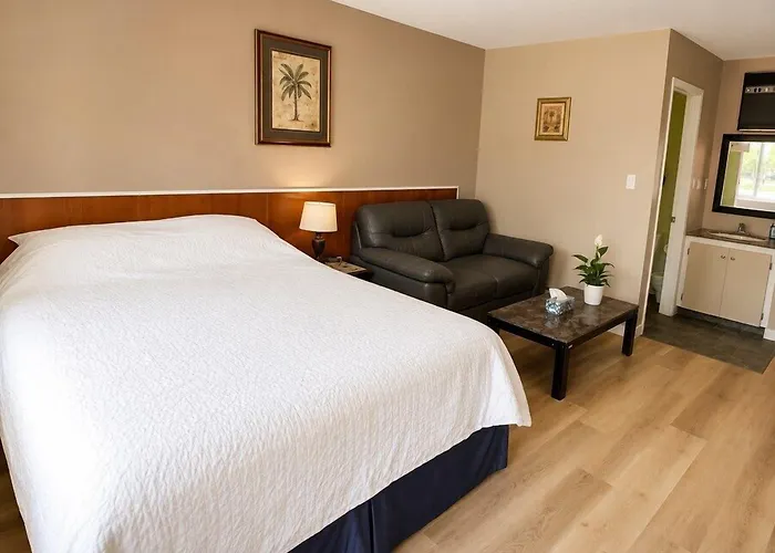 Overlander Motel