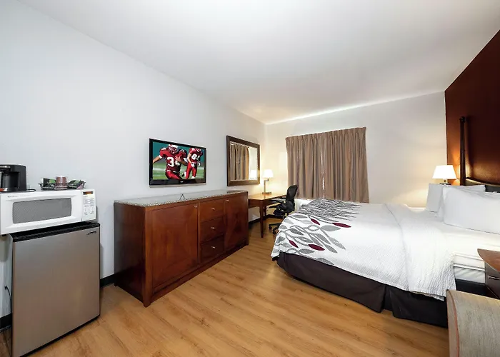 Red Roof Inn & Suites Biloxi - Ocean Springs