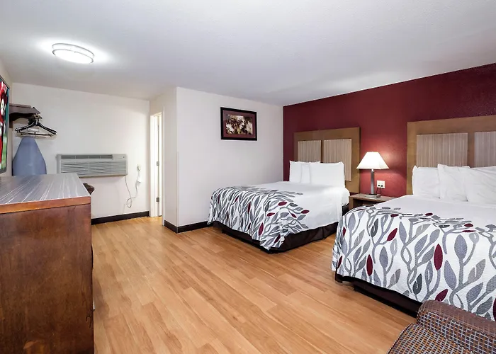 Red Roof Inn Neptune - Jersey Shore