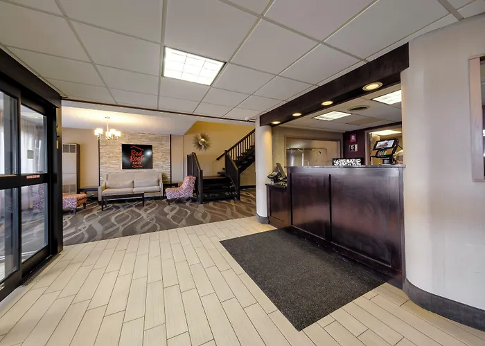 Red Roof Inn & Suites Newburgh - Stewart Airport West Point