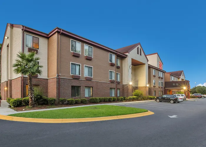 Red Roof Inn & Suites Savannah Airport