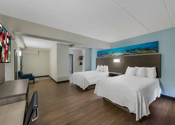 Red Roof Inn Plus & Suites Virginia Beach - Seaside