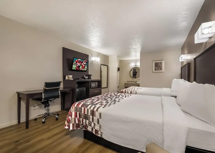 Red Roof Inn Crossville