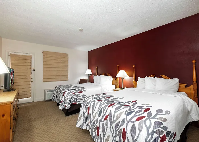 Red Roof Inn & Suites Hazleton