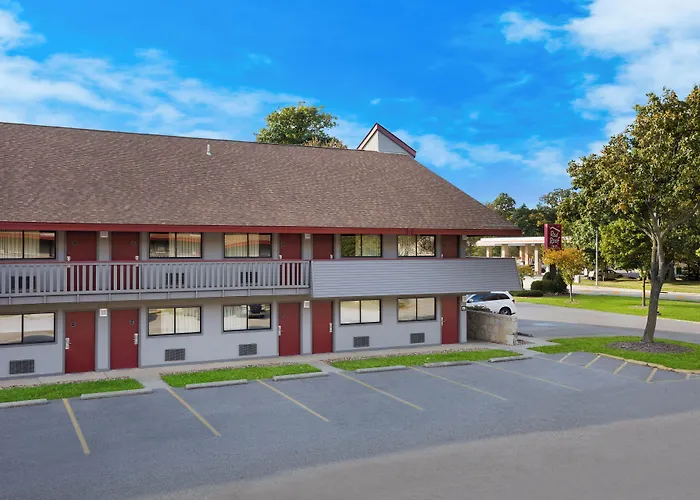 Red Roof Inn Cleveland - Westlake