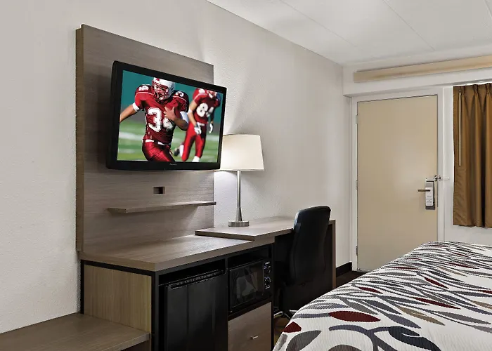 Red Roof Inn Cleveland - Westlake