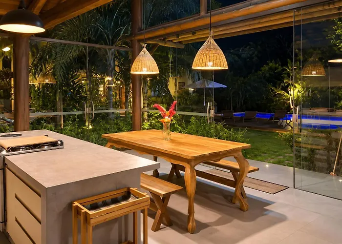 Villa do Cajueiro Imbassaí by La Vem Férias