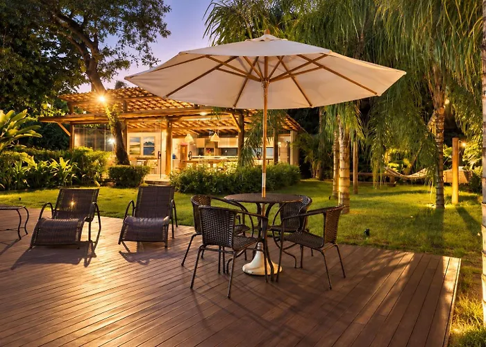 Villa do Cajueiro Imbassaí by La Vem Férias