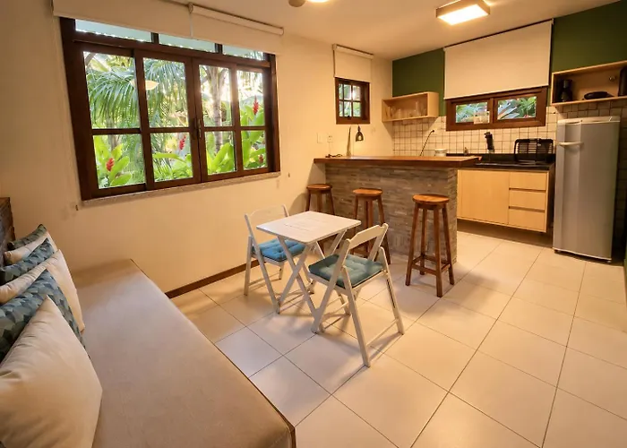Villa do Cajueiro Imbassaí by La Vem Férias