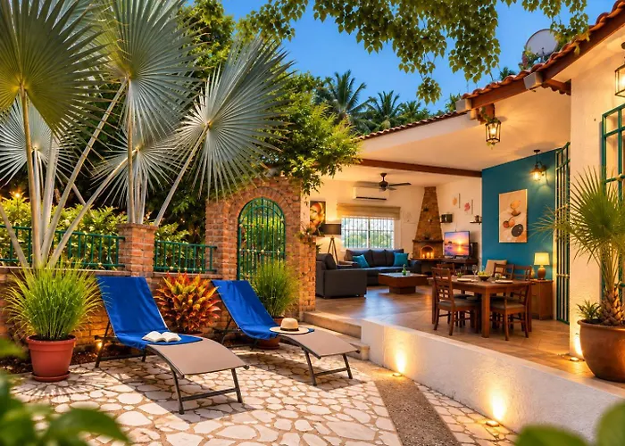 La Villa Palmier - Spacious 3Br Home - Quiet & Air-Conditioned