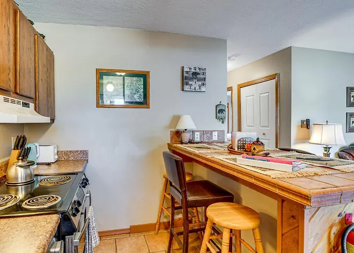 Cozy Angel Fire Condo < Half Mi To Resort!
