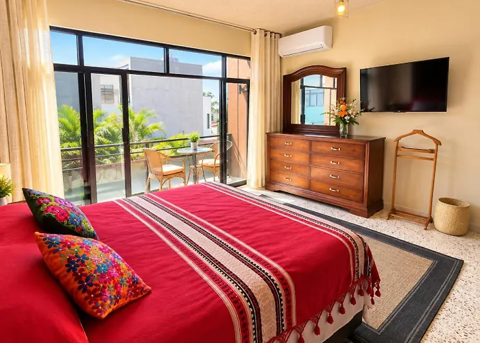 Casa De Las Palmas Guest House