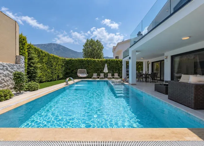 La Marbella Villa