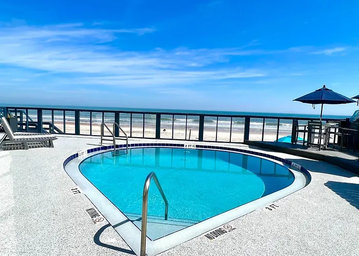 Ocean Breeze - Ocean Front At Symphony Beach Club!