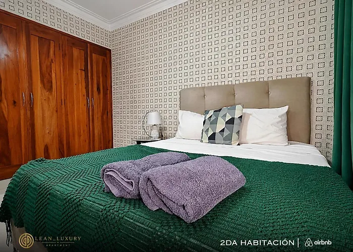 Lean Luxury Santo Domingo