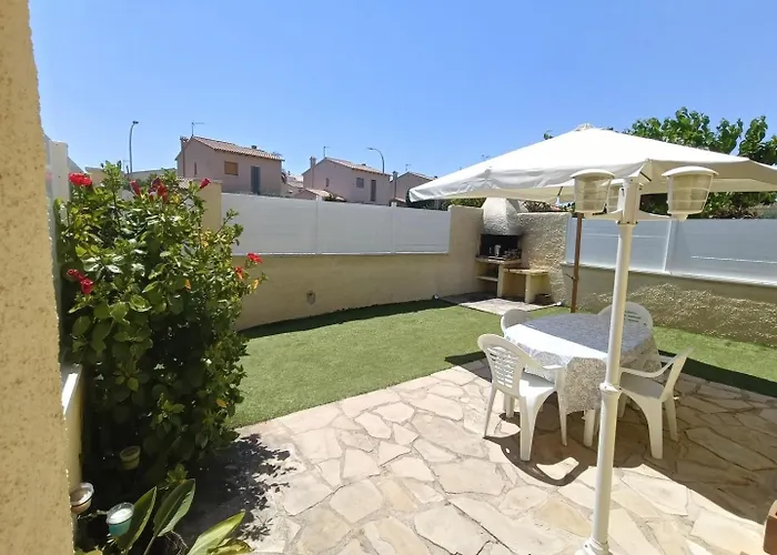 Casa Adosada Con Barbacoa Cerca De La Playa