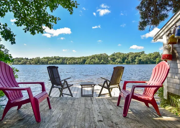 10 Ft From Crystal Lake New Renovation