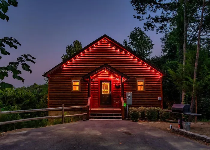 Mountains R Calling, Cozy Hideaway, King Beds, Hot-Tub, Arcade, Ev Ready