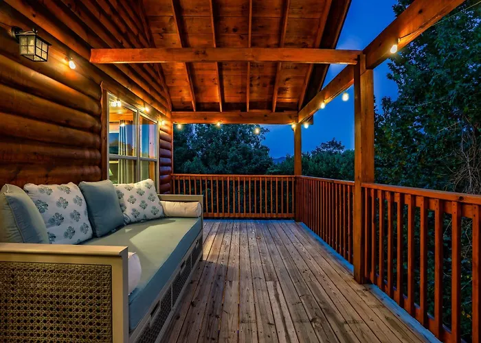 Mountains R Calling, Cozy Hideaway, King Beds, Hot-Tub, Arcade, Ev Ready