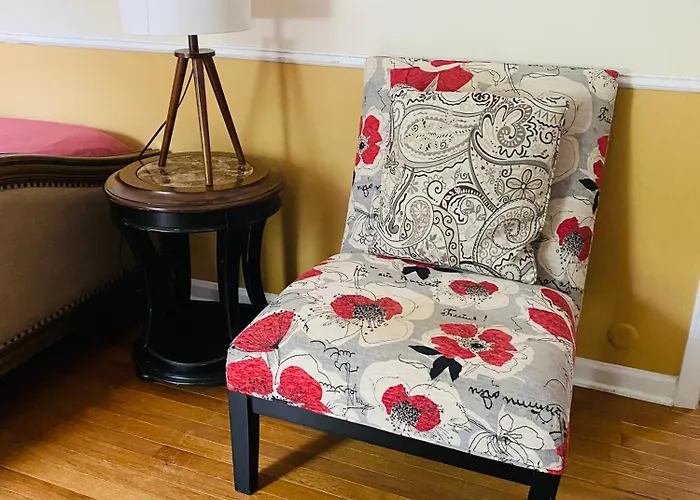 B4 A Private Room In Naperville Downtown With Desk And Wi-Fi Near Everything