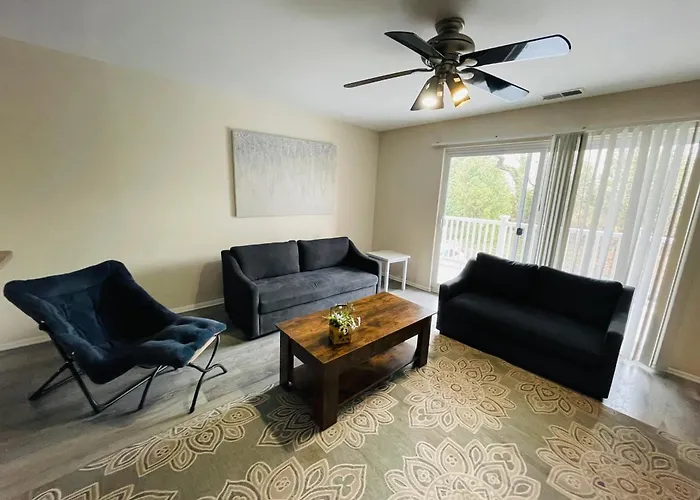 1Br With Fenced Pool & Ev Charging At Township