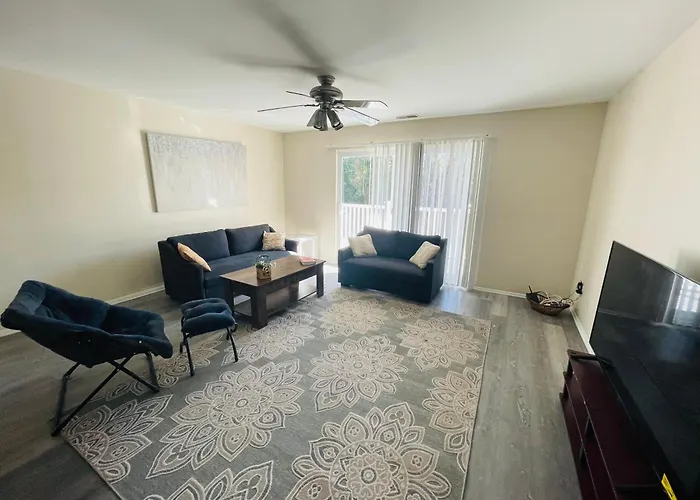 1Br With Fenced Pool & Ev Charging At Township