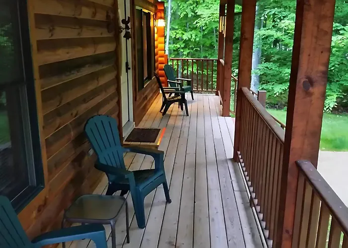 Sleepy Moose- Cozy Cabin In Sister Bay, Hot Tub, Fire Pit, Dogs!