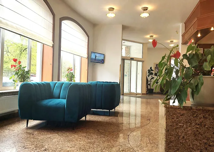 Hotel Avion