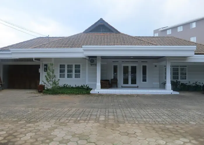 Elenor'S Home At Eyckman