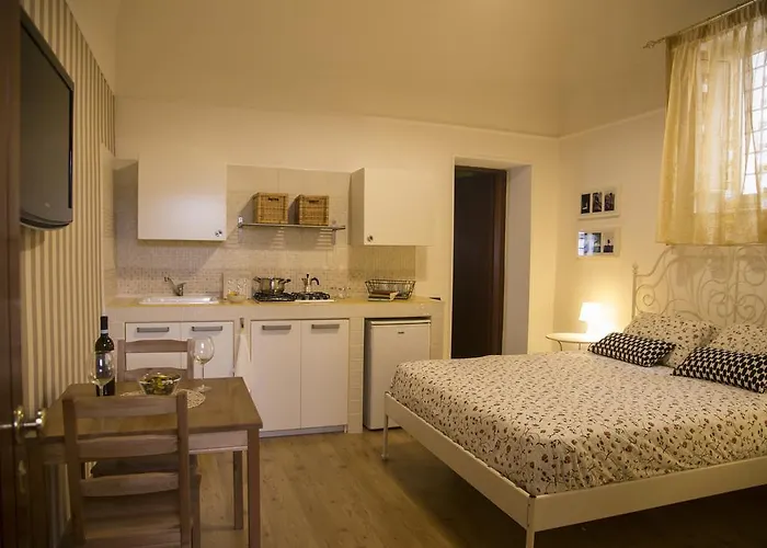 Piazza Roma Rooms