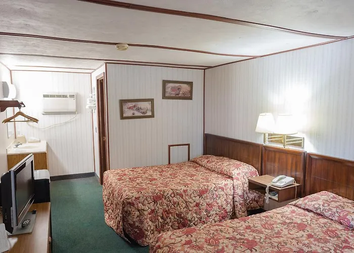 Dutch Treat Motel