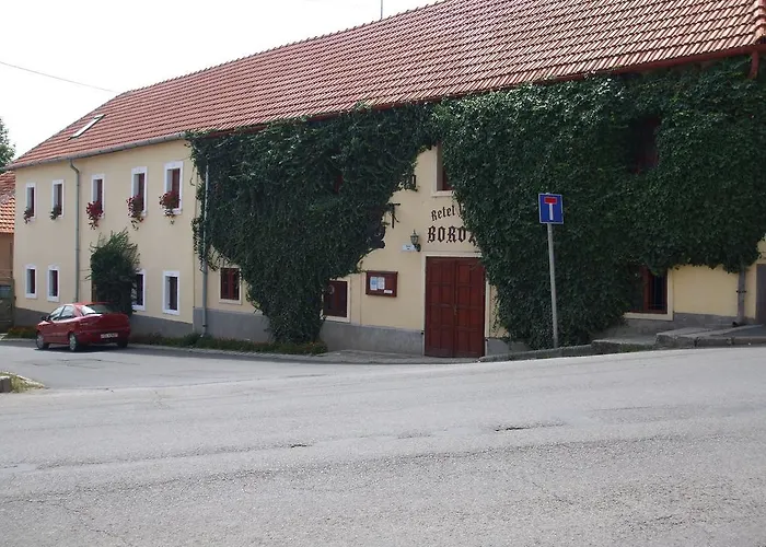 Retel Vitez Vendeghaz