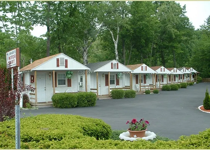 Seven Dwarfs Cabins - White Cabin