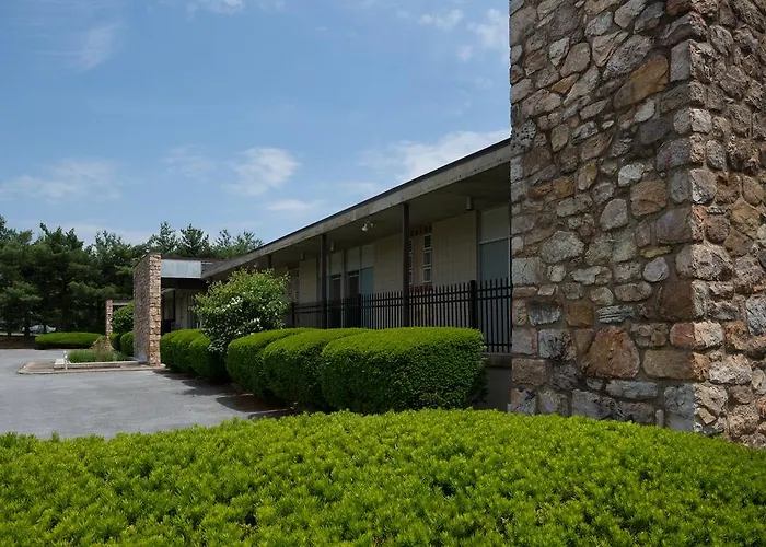 Luray Caverns Motels